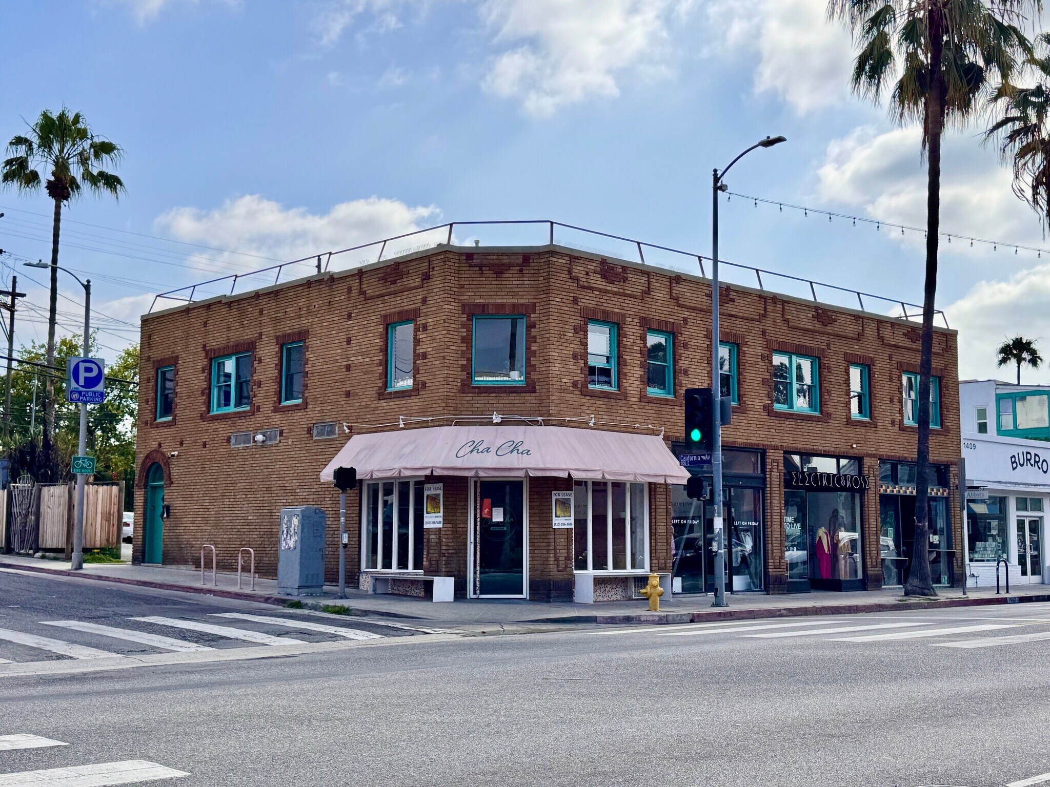 1401-1411 Abbot Kinney Blvd, Venice, CA à louer Photo principale– Image 1 sur 4