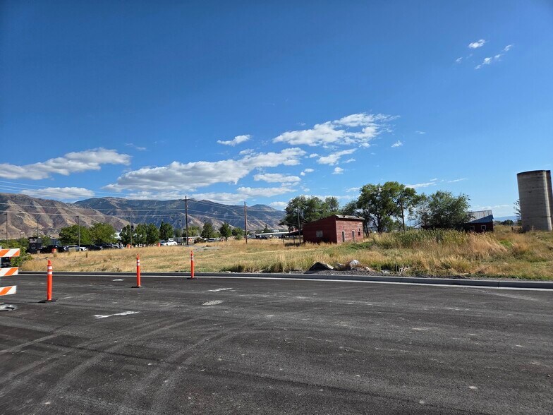 2807 N Main St, Logan, UT à vendre - Photo de la construction – Image 3 sur 6
