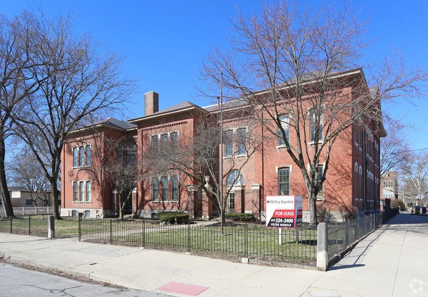 929 Harrison Ave, Columbus, OH à louer - Photo de l’immeuble – Image 3 sur 4