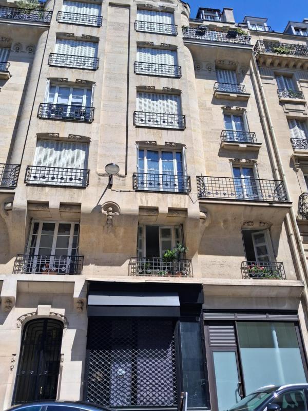 Plus de détails pour Local commercial à vendre
