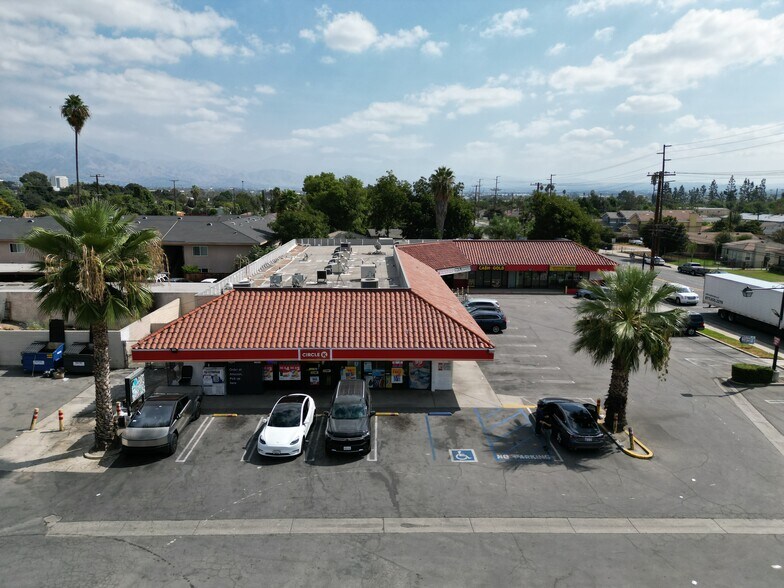 1292 W Mill St, San Bernardino, CA à vendre - Photo de l’immeuble – Image 3 sur 15