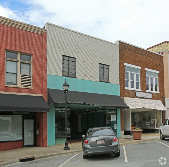 347 S Main St, Burlington, NC à louer - Photo principale – Image 1 sur 13