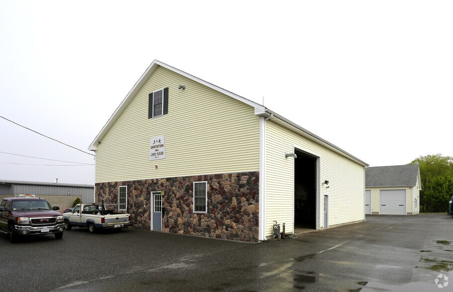 3 New Industrial Rd, Warren, RI à louer - Photo de l’immeuble – Image 2 sur 5