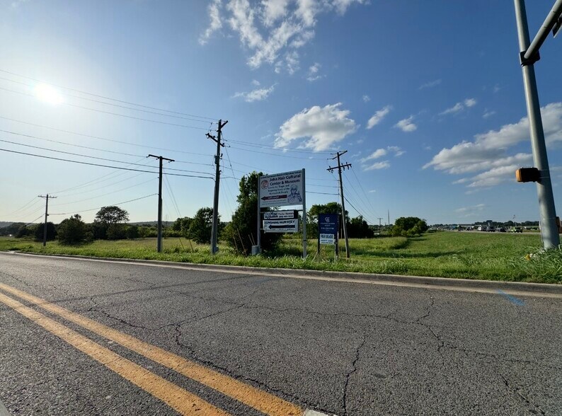 Hwy 62 Willis Rd, Tahlequah, OK à louer - Photo de l’immeuble – Image 3 sur 3