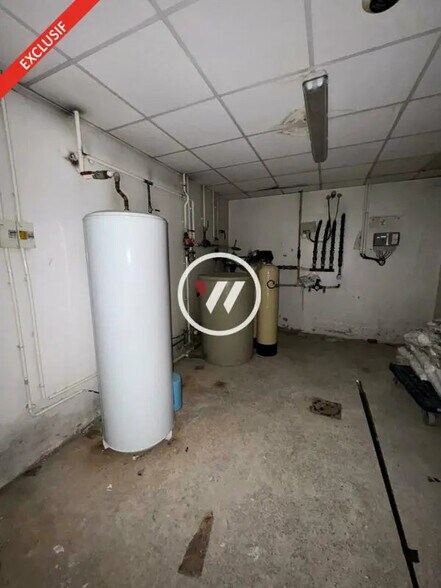 Local commercial dans Pierrelaye à louer - Photo intérieure – Image 3 sur 6