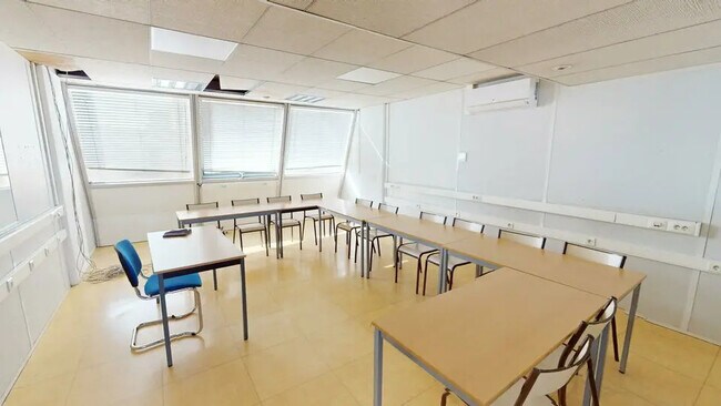 Plus de détails pour Bureau à louer
