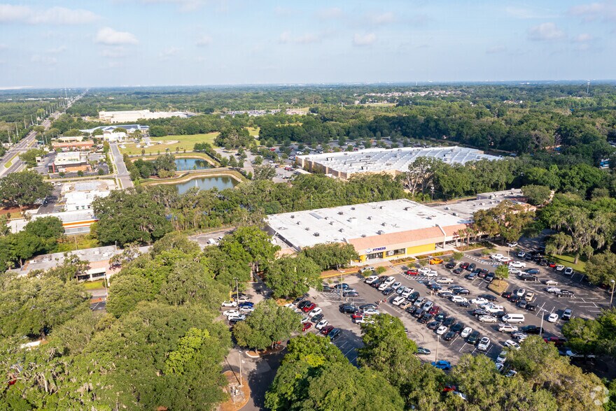 3210-3248 Lithia Pinecrest Rd, Valrico, FL à louer - Aérien – Image 3 sur 10