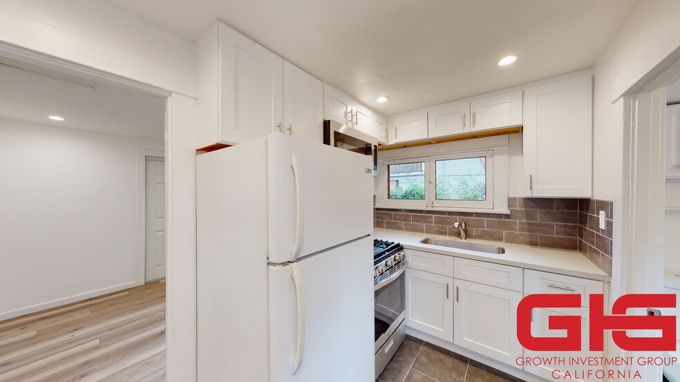 542-548 N Madison Ave, Pasadena, CA à vendre - Photo de l’immeuble – Image 3 sur 28