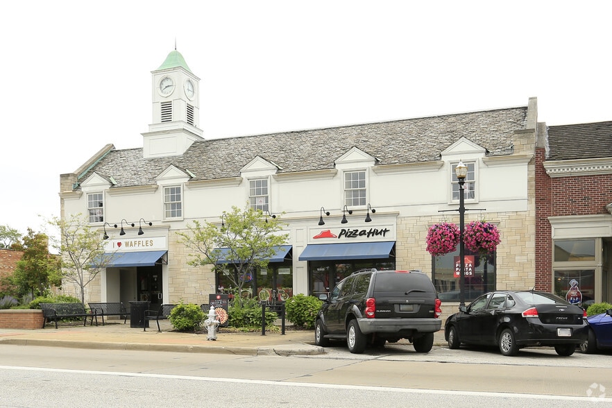 16600-17000 Chagrin Blvd, Cleveland, OH à louer - Photo de l’immeuble – Image 2 sur 5
