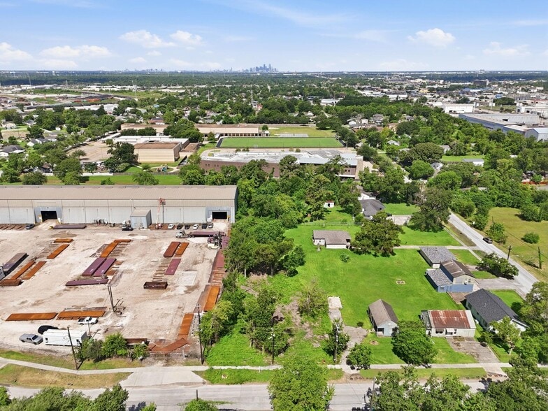 1420 Miles St, Houston, TX à vendre - Photo principale – Image 1 sur 16