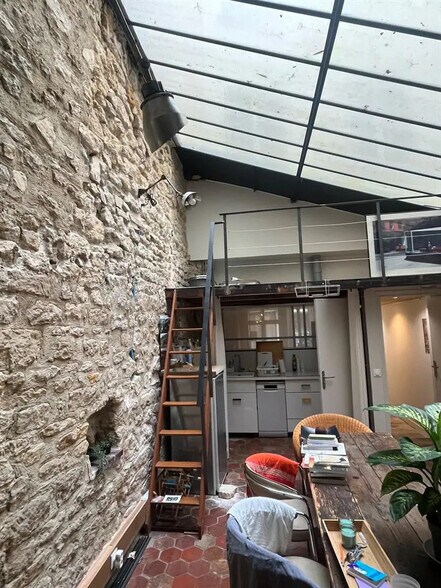 Local commercial dans Paris à louer - Photo intérieure – Image 3 sur 8