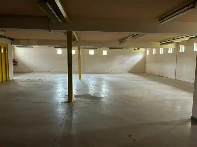 Local d’activités dans Troyes à louer - Photo intérieure – Image 3 sur 9