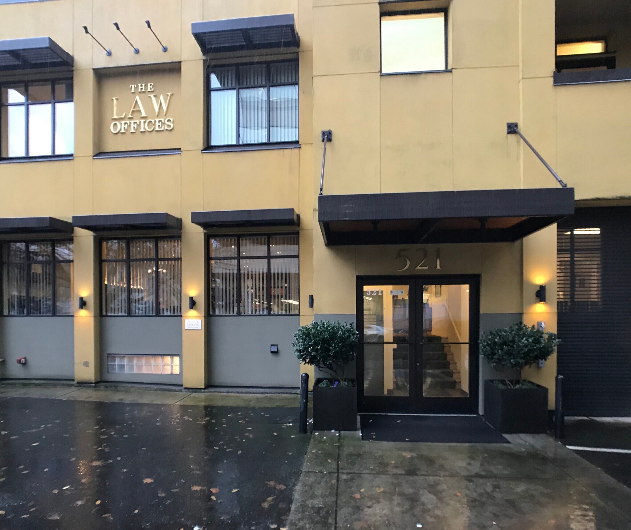 521 SW Clay St, Portland, OR à louer Photo principale– Image 1 sur 4