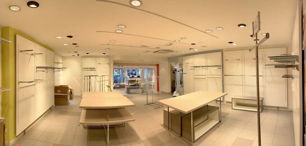 Local commercial dans Poissy à louer - Photo intérieure – Image 2 sur 9