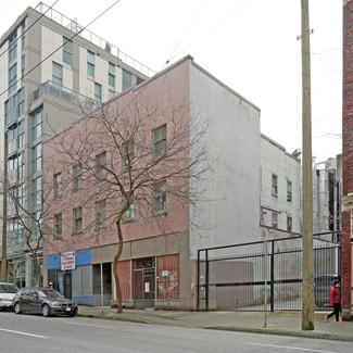 Plus de détails pour 134-136 Powell St, Vancouver, BC - Local commercial à louer