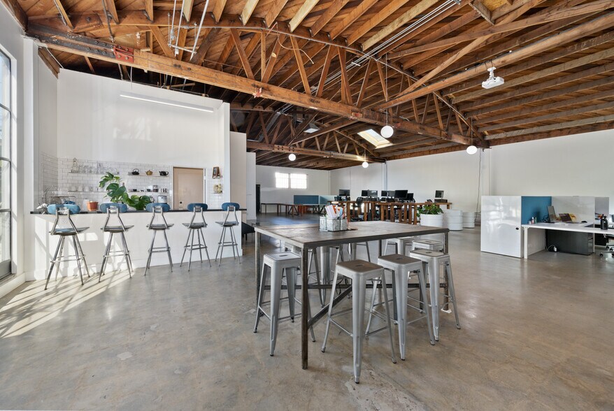 3740 Motor Ave, Los Angeles, CA à louer - Photo intérieure – Image 3 sur 17