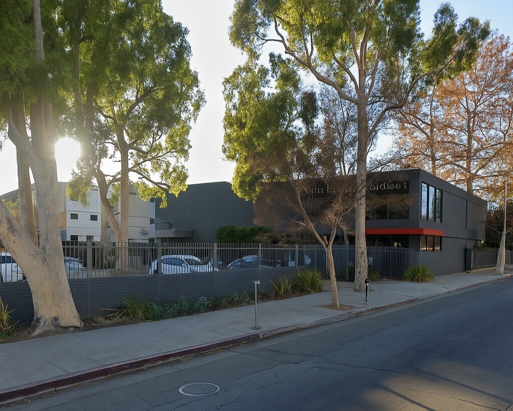 10900 Ventura Blvd, Studio City, CA à louer Photo de l’immeuble– Image 1 sur 19