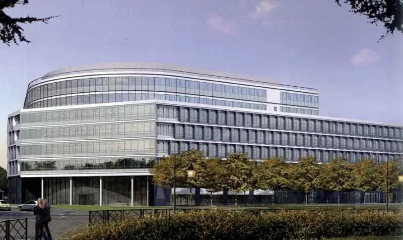 10 Place Du General De Gaulle, Antony à louer - Photo de l’immeuble – Image 2 sur 15