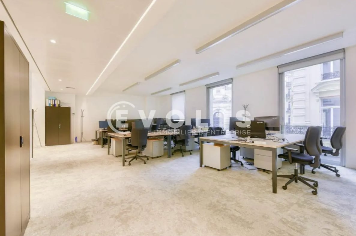 Espace de coworking dans Paris à louer Photo intérieure– Image 1 sur 4