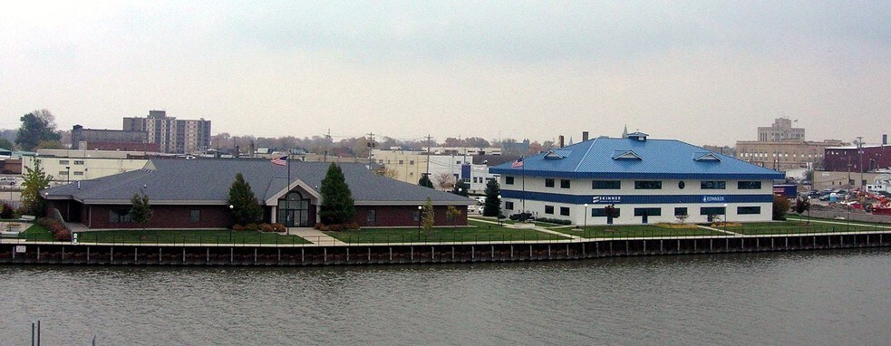 101 1st St, Bay City, MI à vendre - Photo principale – Image 1 sur 1