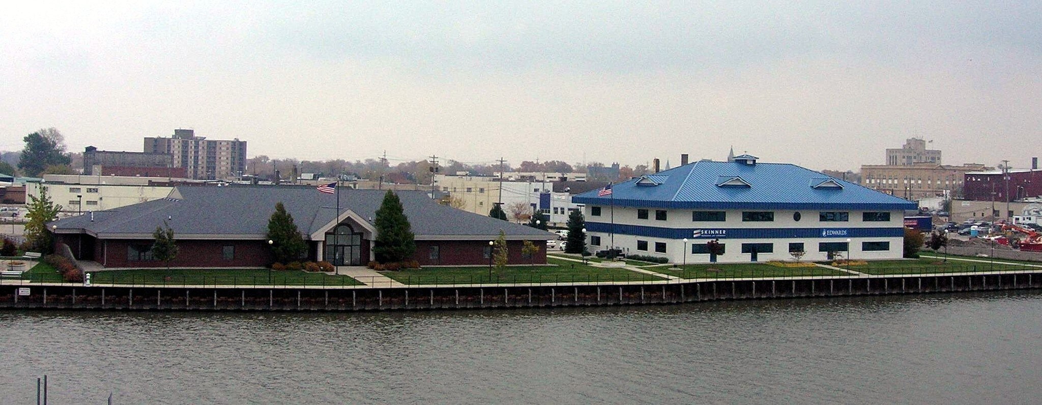 101 1st St, Bay City, MI à vendre Photo principale– Image 1 sur 1