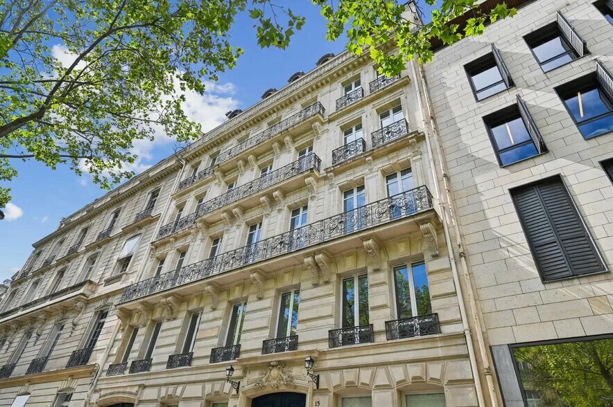 15 Avenue D'Iena, Paris à louer - Photo de l’immeuble – Image 2 sur 15