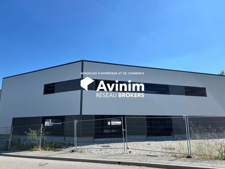 Industriel/Logistique dans Allonzier La Caille à vendre - Photo de l’immeuble – Image 2 sur 5