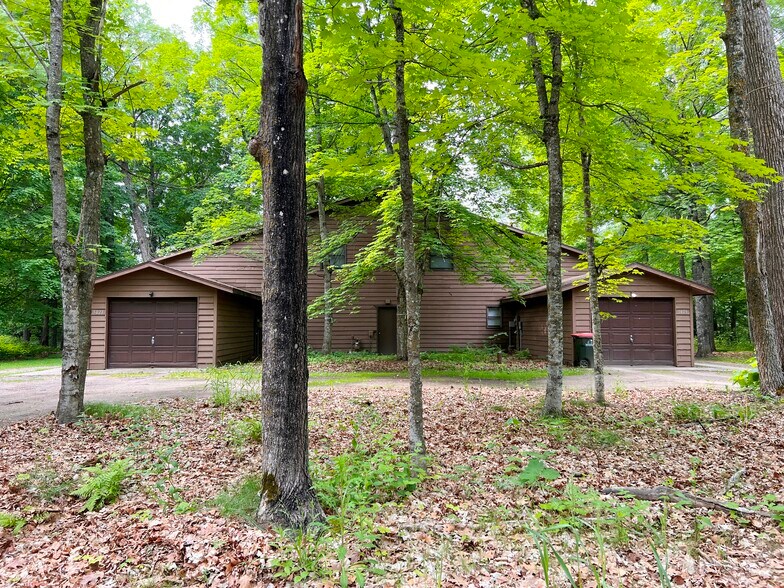 5019 Ojibwa Rd, Brainerd, MN à vendre - Photo principale – Image 1 sur 30