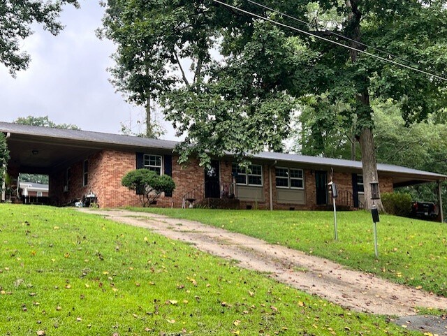 2930 Keith Dr, Sanford, NC à vendre - Photo principale – Image 1 sur 1