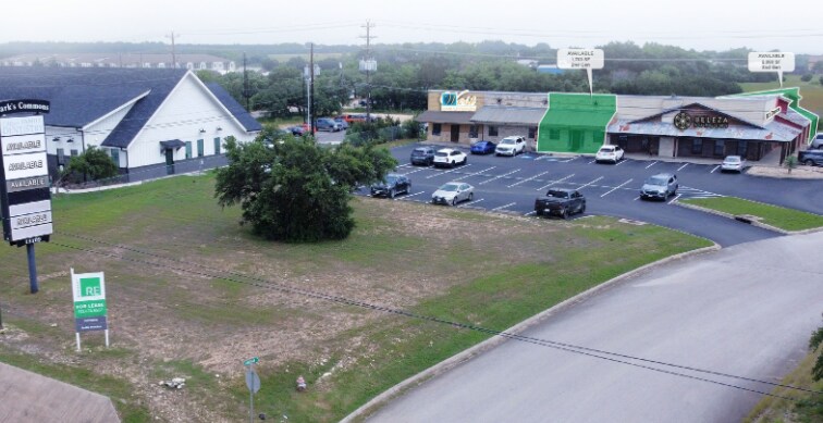 101 Jonathan Dr, Liberty Hill, TX à louer - Photo de l’immeuble – Image 1 sur 9