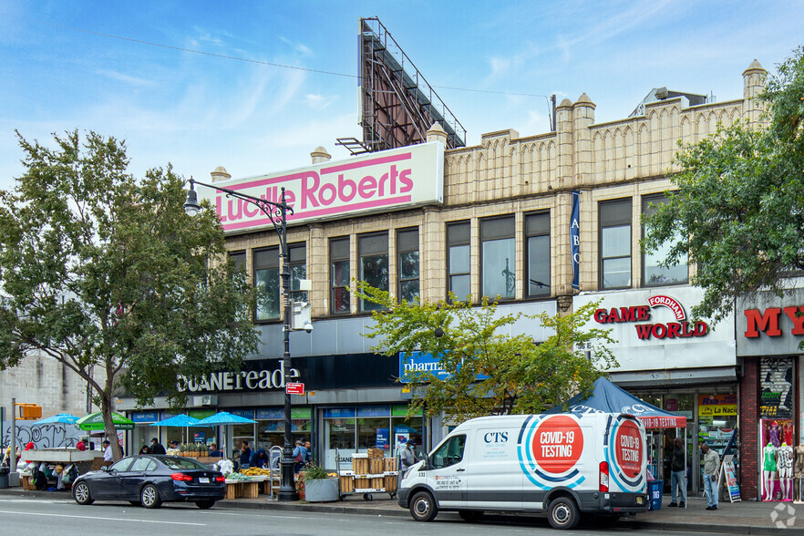 58-66 E Fordham Rd, Bronx, NY à louer - Photo de l’immeuble – Image 2 sur 12