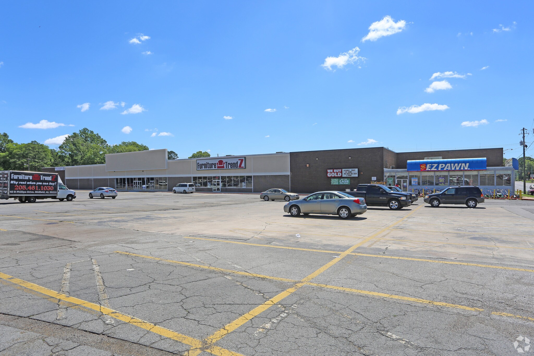 40 Phillips Dr, Midfield, AL à vendre Photo principale– Image 1 sur 3