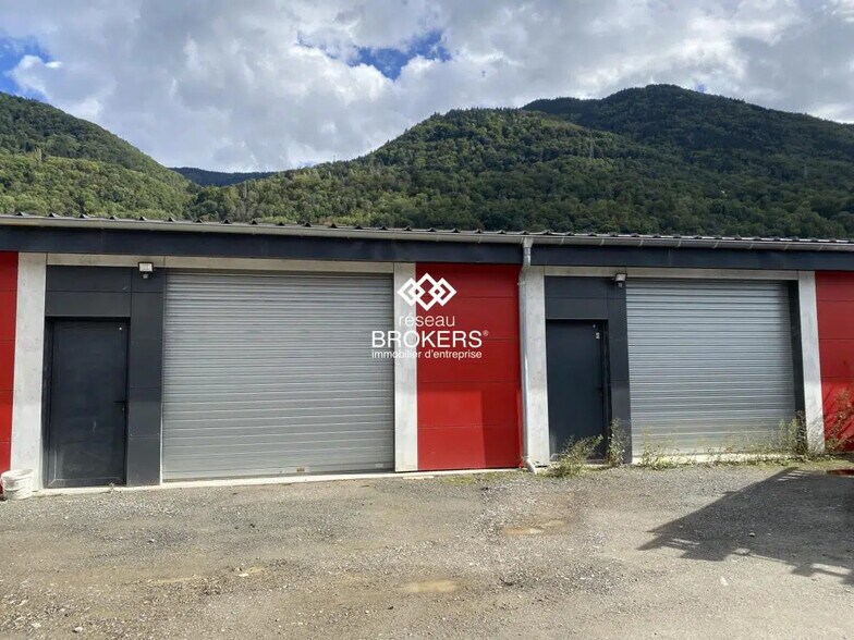 Local commercial dans Goncelin à louer - Photo de l’immeuble – Image 3 sur 3