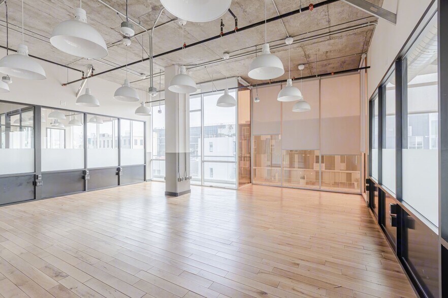 925 N La Brea Ave, Los Angeles, CA à louer - Photo intérieure – Image 3 sur 4