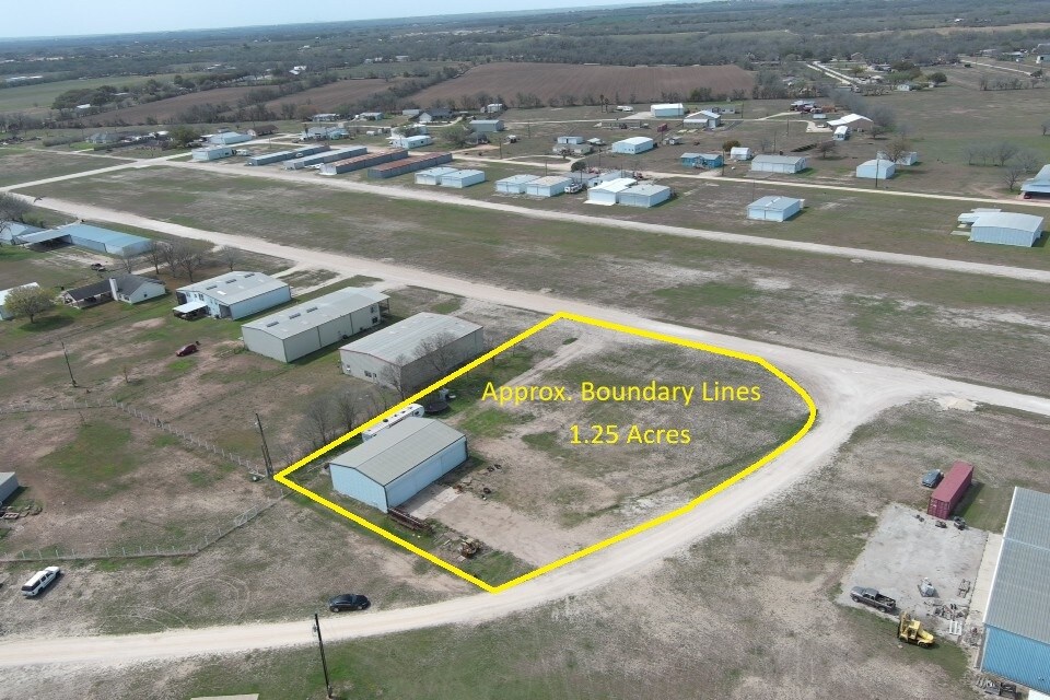 319 Windsock Ln, Marion, TX à vendre Photo principale– Image 1 sur 8