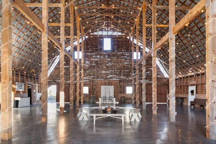 732 Crowe Dairy Rd, Forest City, NC à vendre - Photo intérieure – Image 3 sur 35