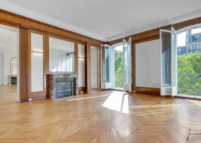 Bureau dans Paris à louer - Photo de l’immeuble – Image 2 sur 5