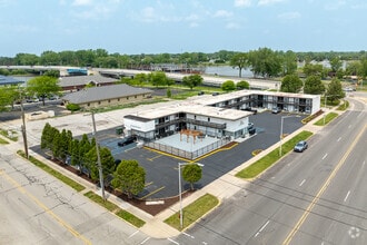 1305 Washington Ave, Bay City, MI - Vue aérienne vue de carte - Image1
