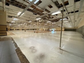 Hwy 60, Riverside, CA à louer Photo intérieure– Image 2 sur 15