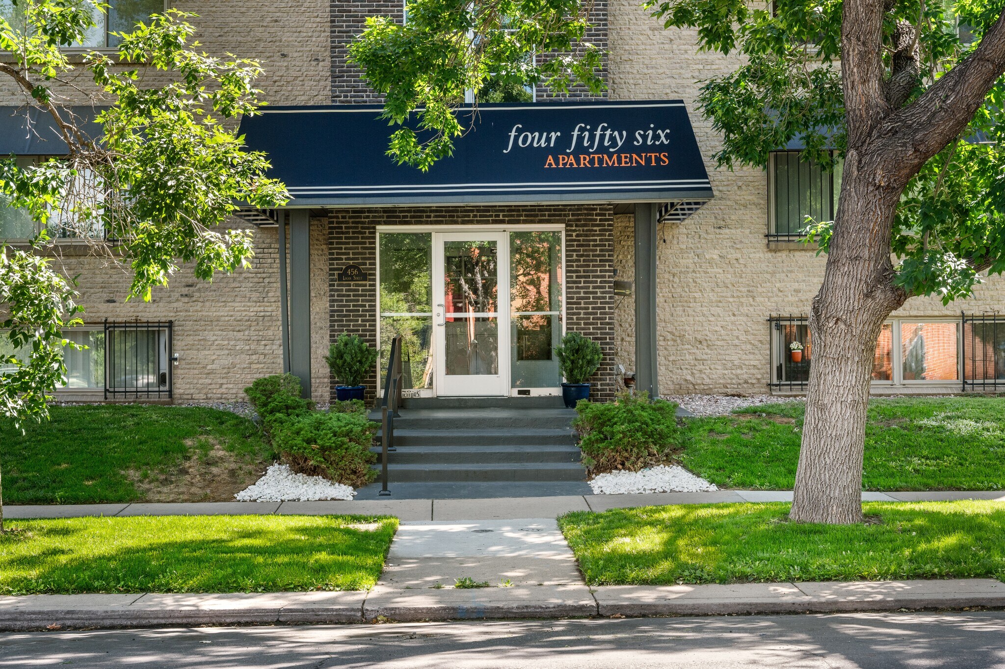 456 Logan St, Denver, CO à vendre Photo de l’immeuble– Image 1 sur 16