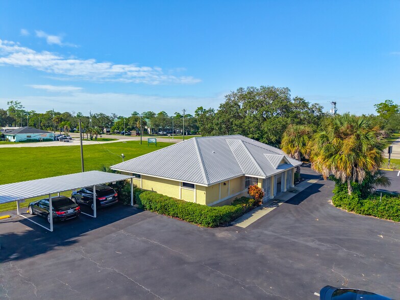 45 Bryan Ave, LaBelle, FL à vendre - Photo de l’immeuble – Image 3 sur 39