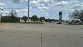 Plus de détails pour NEC Route 64, West Chicago, IL - Terrain à louer