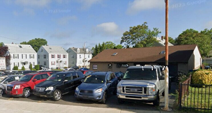 2100 Barnum Ave, Bridgeport, CT à louer - Photo de l’immeuble – Image 2 sur 7