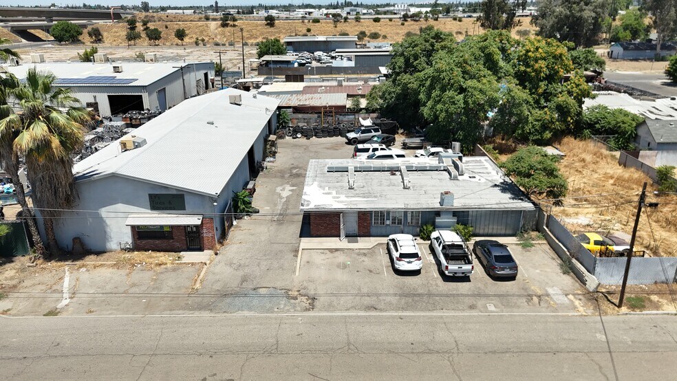 4631 E Turner Ave, Fresno, CA à vendre - Photo de l’immeuble – Image 3 sur 48