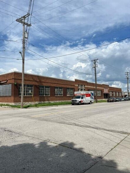 1520 Swift St, North Kansas City, MO à louer - Photo principale – Image 1 sur 51