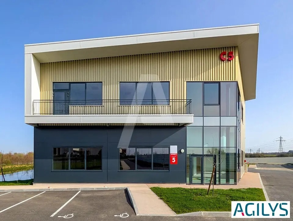 Local d'activités dans Villebon-sur-Yvette à vendre Photo de l’immeuble– Image 1 sur 15