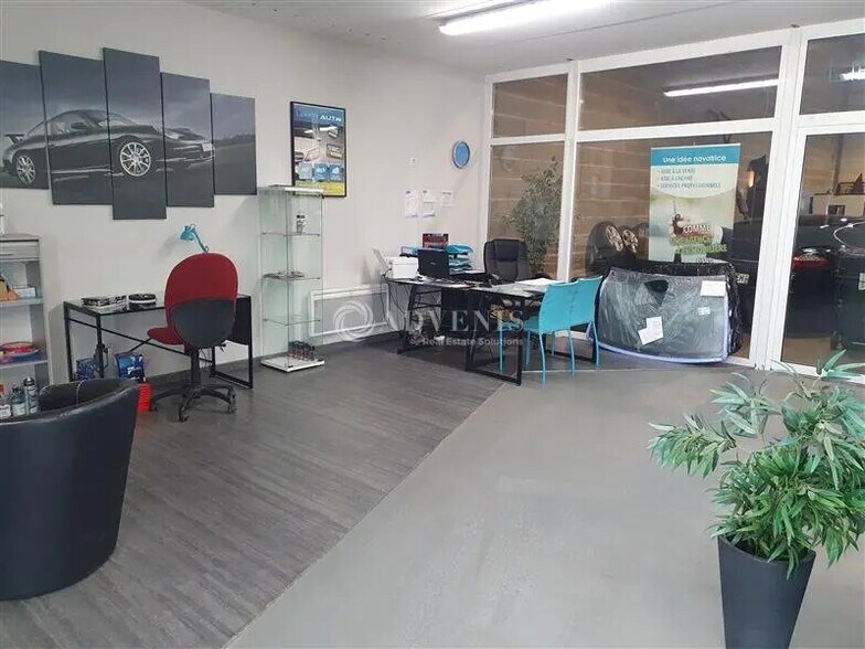 Local d’activités dans Pulnoy à louer - Photo de l’immeuble – Image 3 sur 5