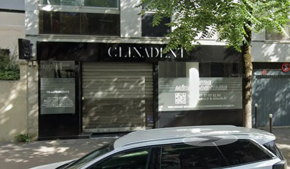 Local commercial dans Paris à louer Photo de l’immeuble– Image 1 sur 2