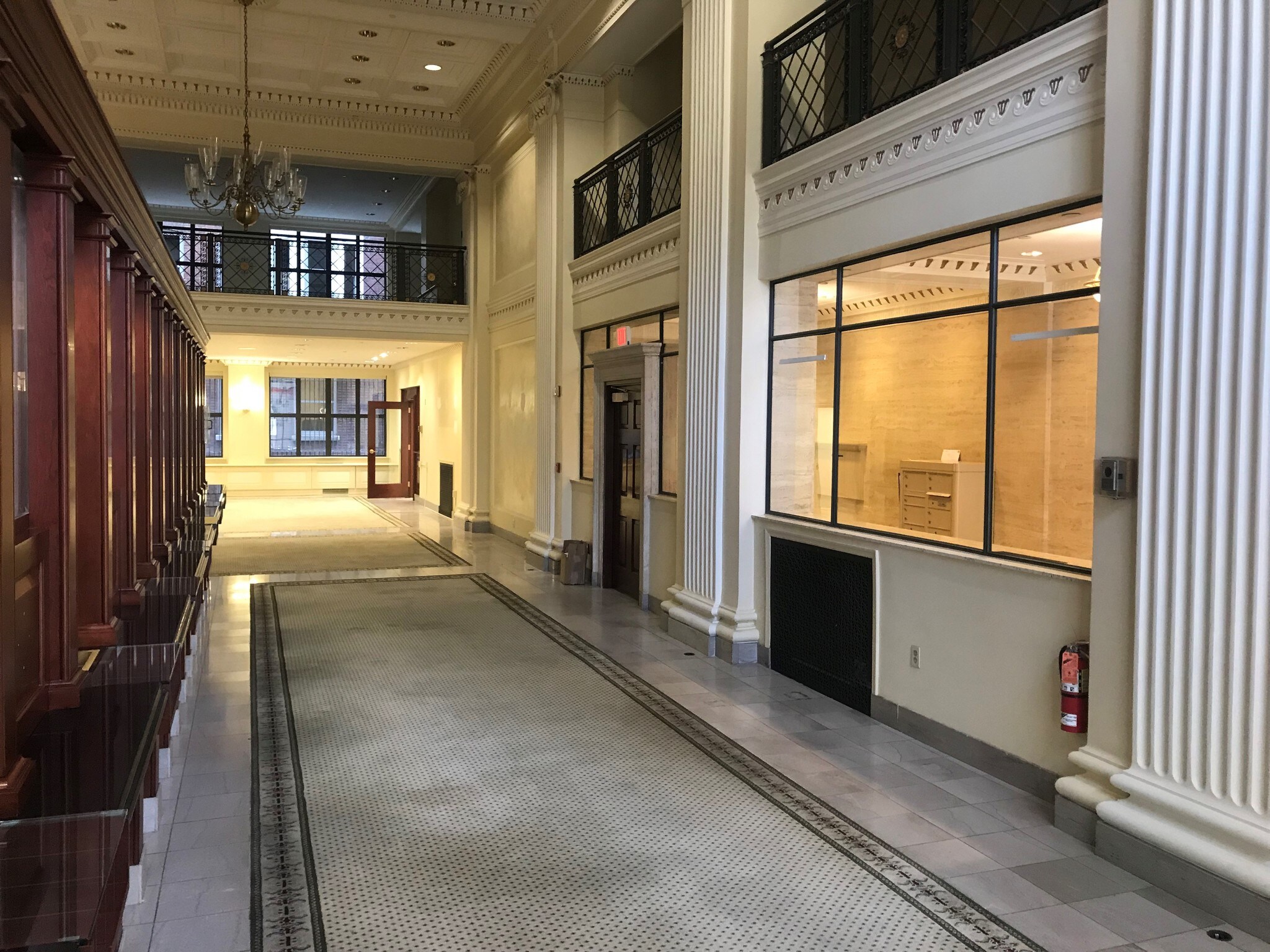 925 15th St NW, Washington, DC à louer Photo intérieure– Image 1 sur 3