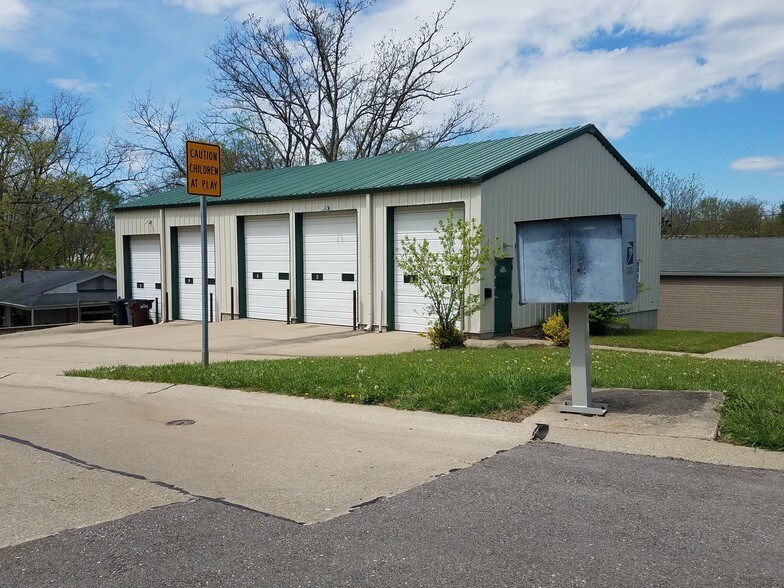 601 Buckner St, Elsmere, KY à louer - Photo de l’immeuble – Image 3 sur 6
